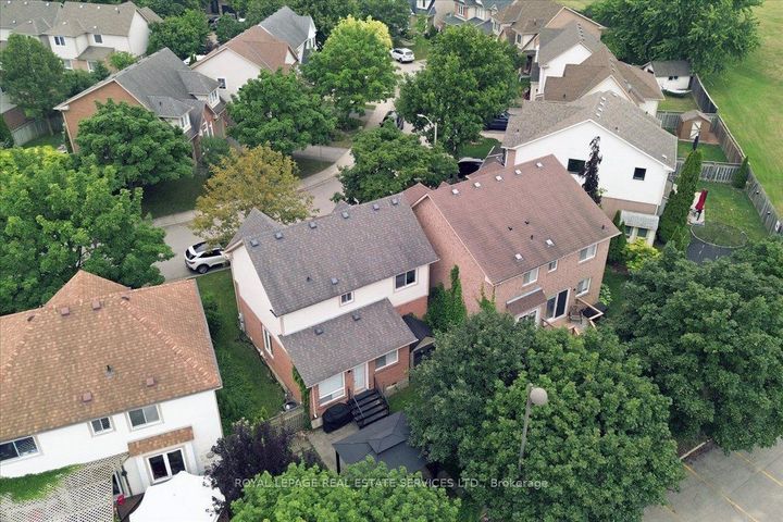 Photo 18 at 5185 Bunton Crescent, Orchard, Burlington