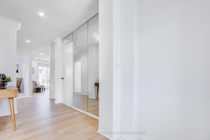 Photo 3 at 554 Mclevin Avenue, Malvern, Toronto