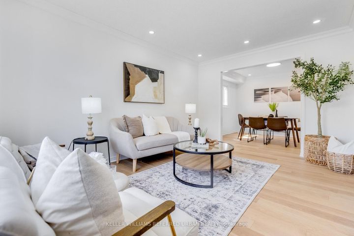 Photo 5 at 554 Mclevin Avenue, Malvern, Toronto