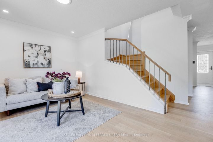 Photo 14 at 554 Mclevin Avenue, Malvern, Toronto