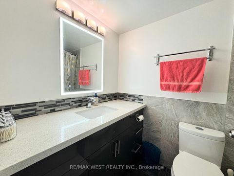 Photo 9 at 801 - 3380 Eglinton Avenue E, Scarborough Village, Toronto