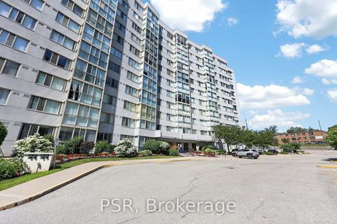 Photo 1 at 806 - 270 Davis Drive, Central Newmarket, Newmarket