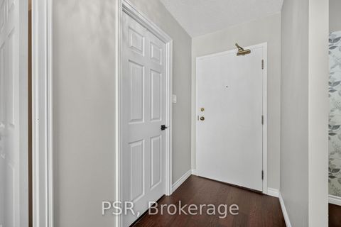Photo 5 at 806 - 270 Davis Drive, Central Newmarket, Newmarket