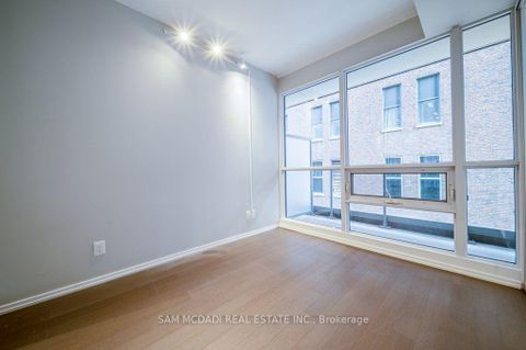 Photo 10 at 608 - 70 Temperance Street, Bay Street Corridor, Toronto