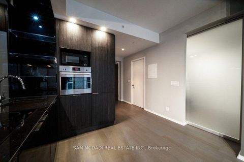 Photo 15 at 608 - 70 Temperance Street, Bay Street Corridor, Toronto