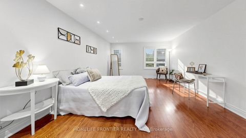Photo 19 at 30 Clairtrell Road, Willowdale East, Toronto