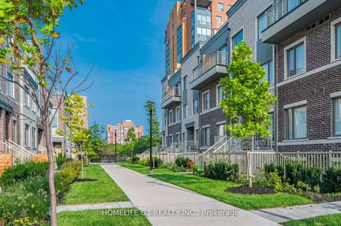 Photo 2 at 48 - 5 William Jackson Way, New Toronto, Toronto