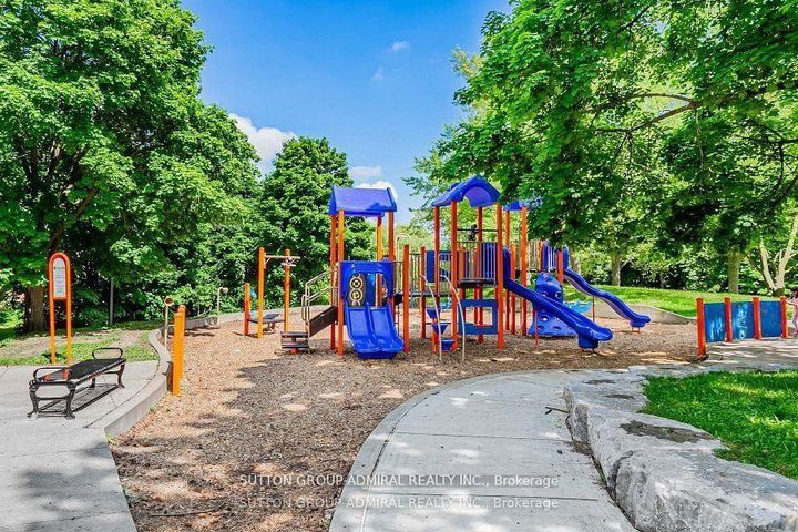 Photo 38 at 59 Marita Place, Glen Shields, Vaughan