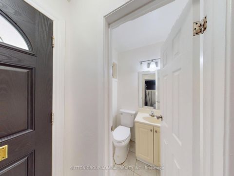 Photo 5 at 73 - 6 Esterbrooke Avenue, Don Valley Village, Toronto