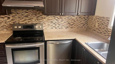 Photo 7 at 73 - 6 Esterbrooke Avenue, Don Valley Village, Toronto