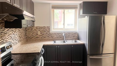 Photo 9 at 73 - 6 Esterbrooke Avenue, Don Valley Village, Toronto