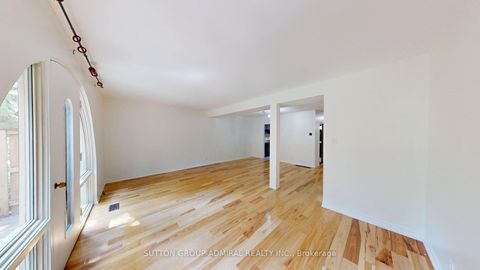 Photo 15 at 73 - 6 Esterbrooke Avenue, Don Valley Village, Toronto