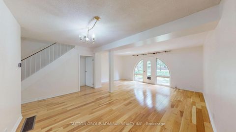 Photo 16 at 73 - 6 Esterbrooke Avenue, Don Valley Village, Toronto