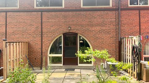 Photo 18 at 73 - 6 Esterbrooke Avenue, Don Valley Village, Toronto