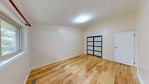 Photo 22 at 73 - 6 Esterbrooke Avenue, Don Valley Village, Toronto