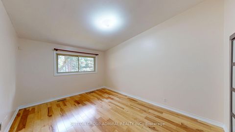Photo 23 at 73 - 6 Esterbrooke Avenue, Don Valley Village, Toronto