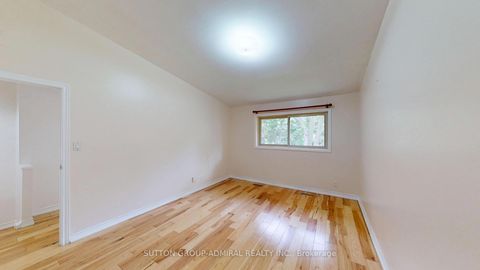 Photo 24 at 73 - 6 Esterbrooke Avenue, Don Valley Village, Toronto