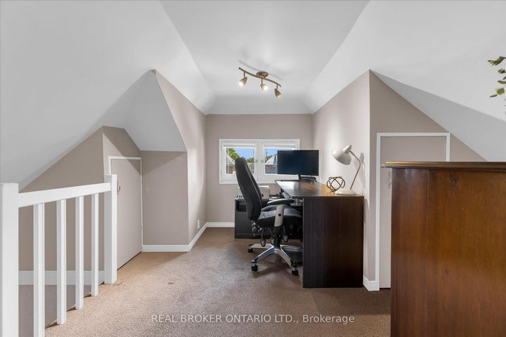 Photo 26 at 99 Tuxedo Avenue S, Delta, Hamilton