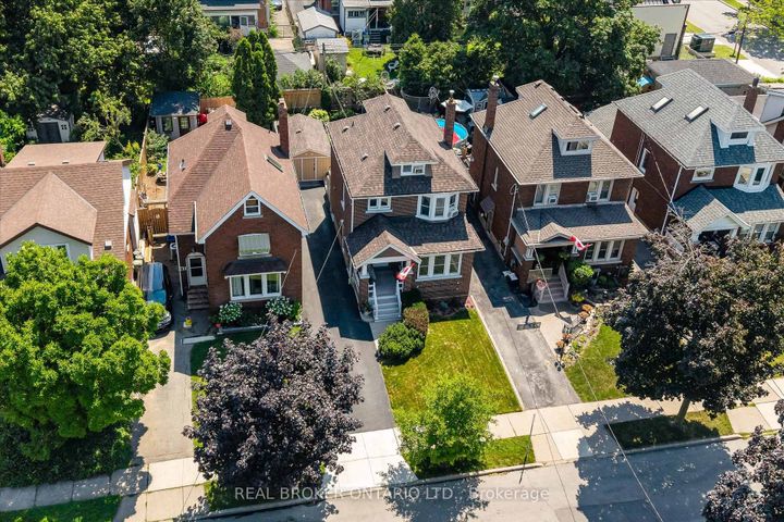 Photo 41 at 99 Tuxedo Avenue S, Delta, Hamilton