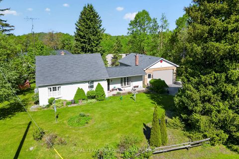Photo 2 at 80 McDonald Street, Rural Vaughan, Vaughan