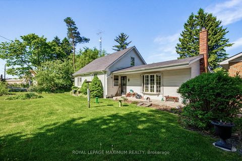 Photo 3 at 80 McDonald Street, Rural Vaughan, Vaughan