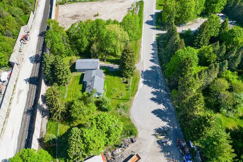 Photo 36 at 80 McDonald Street, Rural Vaughan, Vaughan