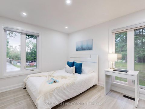 Photo 8 at 60 Kleins Ridge, Kleinburg, Vaughan