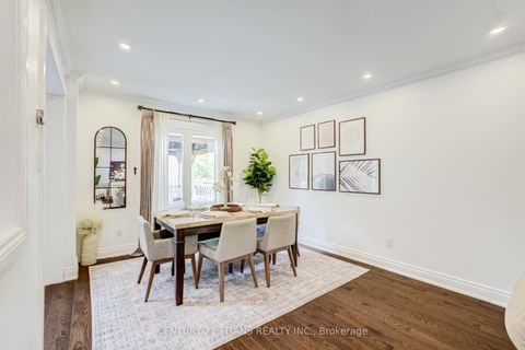 Photo 10 at 6 Blossom Court, West Woodbridge, Vaughan