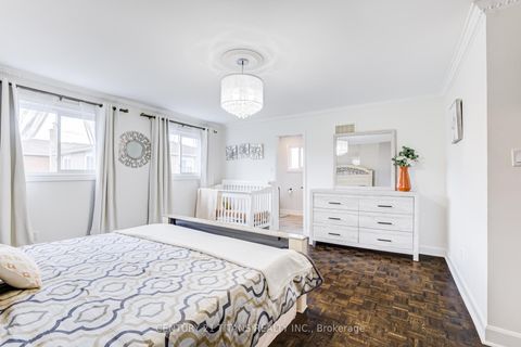 Photo 22 at 6 Blossom Court, West Woodbridge, Vaughan