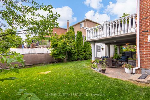 Photo 43 at 6 Blossom Court, West Woodbridge, Vaughan
