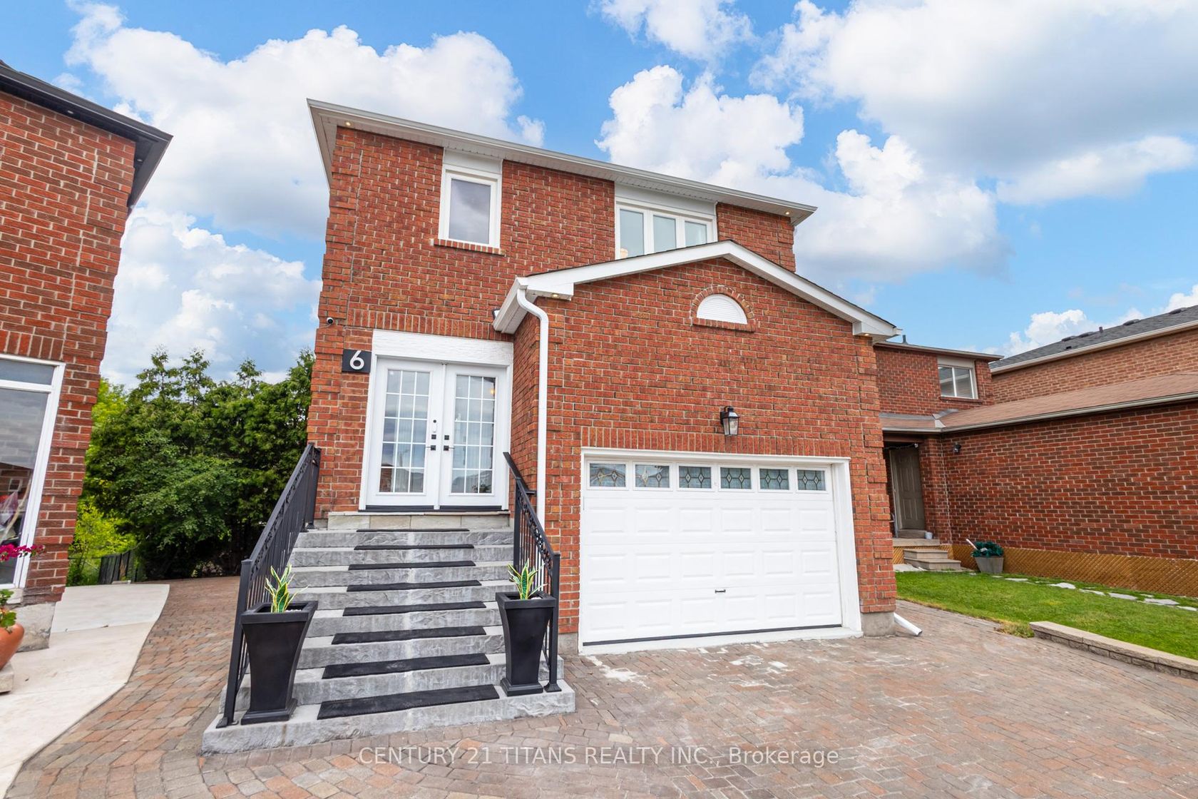 6 Blossom Court, West Woodbridge, Vaughan photo 4