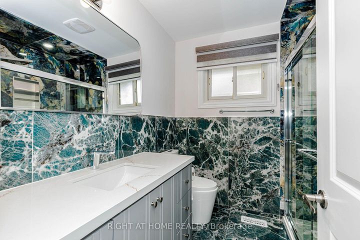 Photo 17 at 5154 New Street, Appleby, Burlington