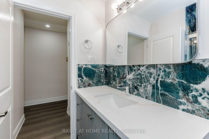 Photo 18 at 5154 New Street, Appleby, Burlington