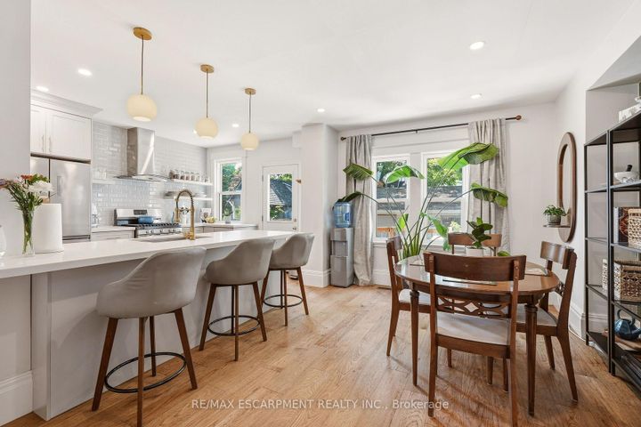 Photo 7 at 92 PROVINCE Street, Delta, Hamilton