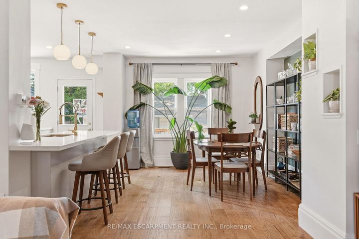 Photo 8 at 92 PROVINCE Street, Delta, Hamilton