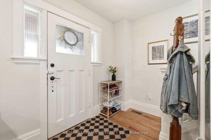 Photo 17 at 92 PROVINCE Street, Delta, Hamilton
