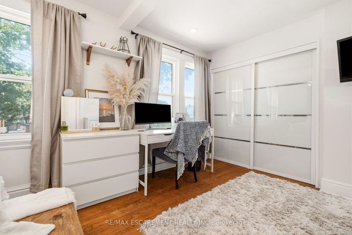 Photo 27 at 92 PROVINCE Street, Delta, Hamilton