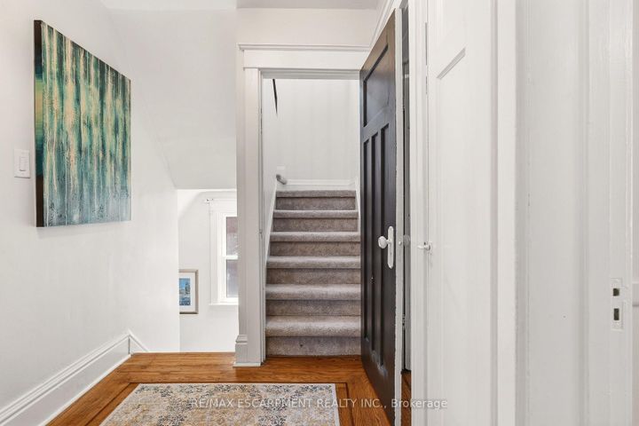 Photo 30 at 92 PROVINCE Street, Delta, Hamilton
