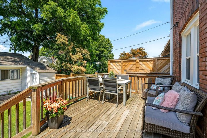 Photo 38 at 92 PROVINCE Street, Delta, Hamilton