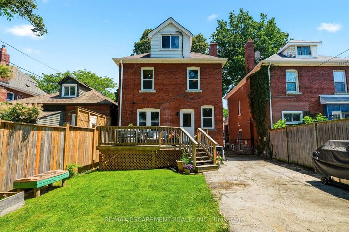 Photo 43 at 92 PROVINCE Street, Delta, Hamilton
