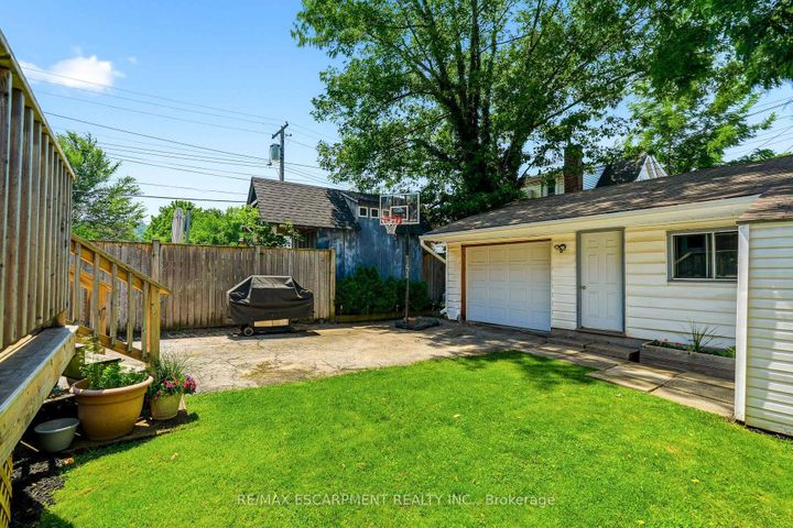 Photo 46 at 92 PROVINCE Street, Delta, Hamilton