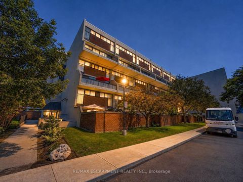 Photo 41 at 227 - 2 Valhalla Inn Road, City Centre West, Toronto
