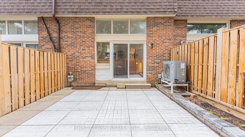 Photo 36 at 102 Jenny Wrenway Way, Hillcrest Village, Toronto