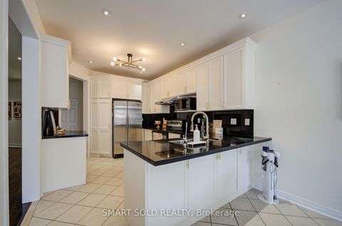 Photo 9 at 48 Ravel Drive, Patterson, Vaughan