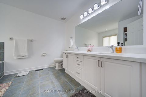 Photo 20 at 48 Ravel Drive, Patterson, Vaughan