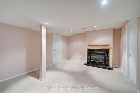 Photo 35 at 48 Ravel Drive, Patterson, Vaughan