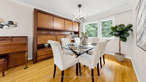 Photo 8 at 40 Ravencliff Crescent, Sullivan, Toronto