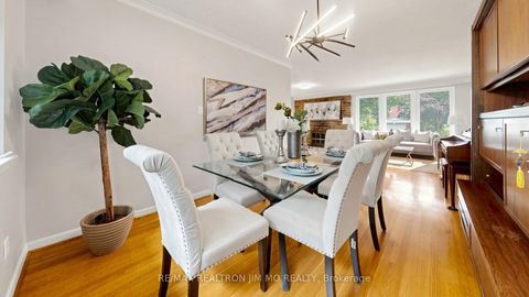Photo 10 at 40 Ravencliff Crescent, Sullivan, Toronto