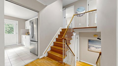 Photo 27 at 40 Ravencliff Crescent, Sullivan, Toronto
