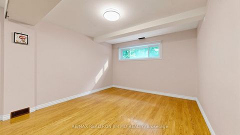 Photo 39 at 40 Ravencliff Crescent, Sullivan, Toronto